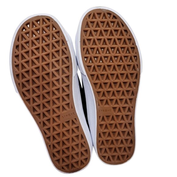 Straye Stanley Suede Low Top Skate Shoe in Black Cream NWOT Mens 4 Womens 5.5 - Picture 7 of 9